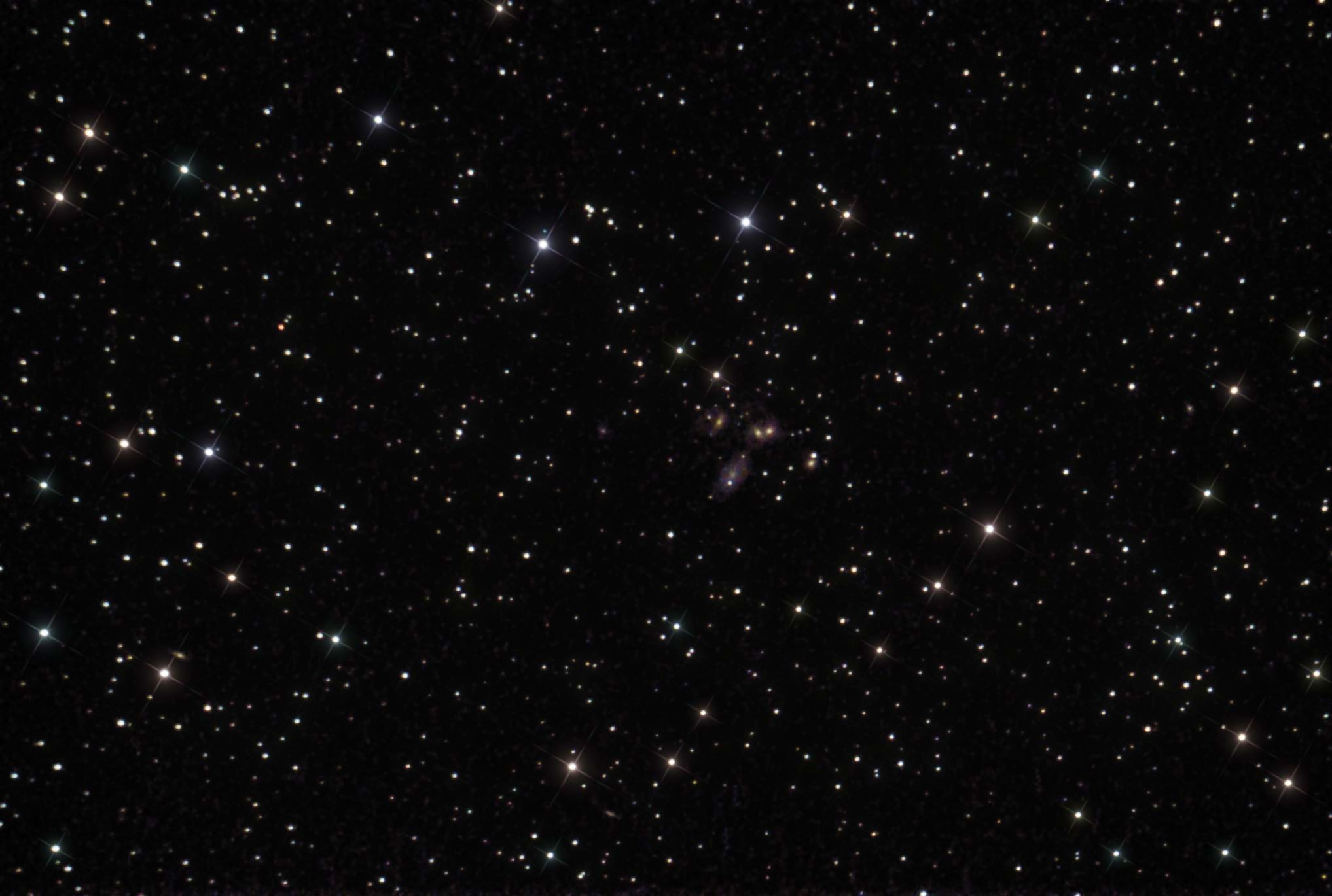 Arp 319 NGC 7320 STEPHANS GX PEGASUS 15x30 25.0C.jpg